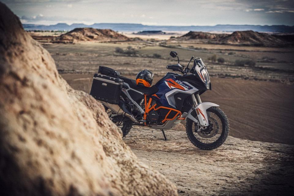 MY21 KTM 1290 Super Adventure R